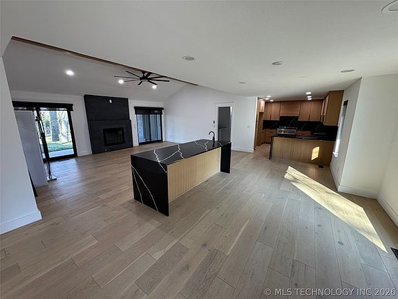 4th image of 9214 N 184th East Ave