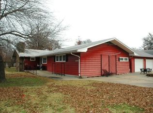 708 S 32nd St, Parsons, KS 67357