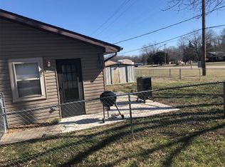 203 Camelot Dr #B, Troy, IL