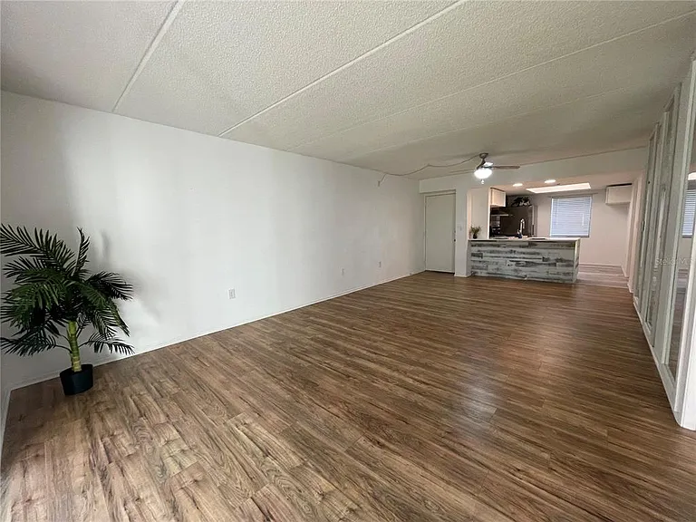 103 Palmetto Ct #103 — Photo 12