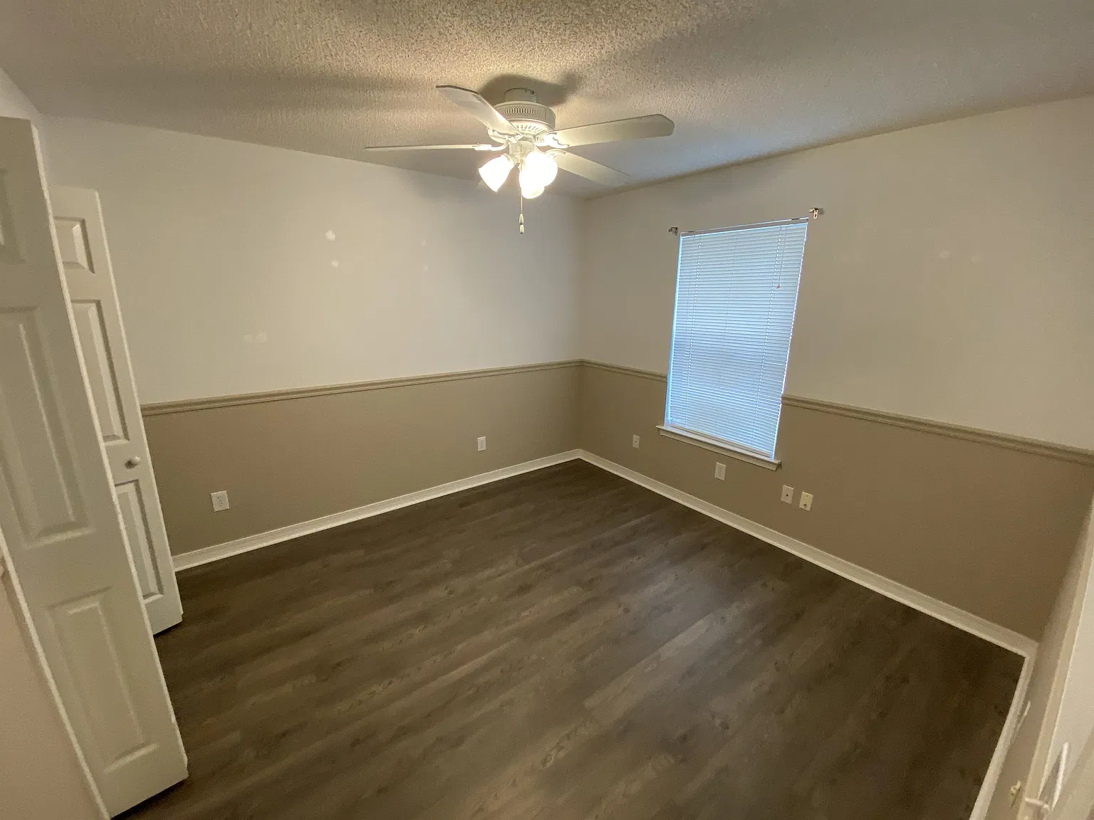 Chinaberry Court 10340 - 1 — Photo 4