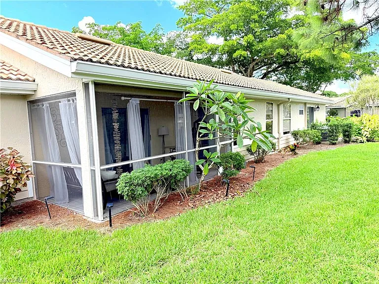 337 Emerald Bay Cir #U1 — Photo 25