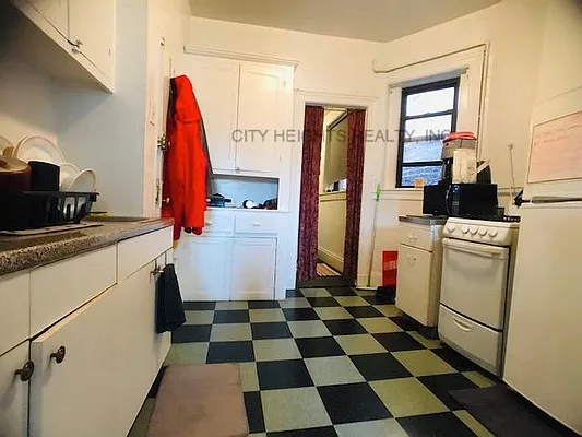 Rented by City Heights Realty | media 11