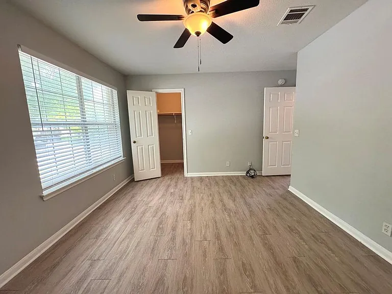 1009 Rutgers Dr — Photo 33
