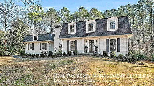 145 Wesley Pl Photo 1