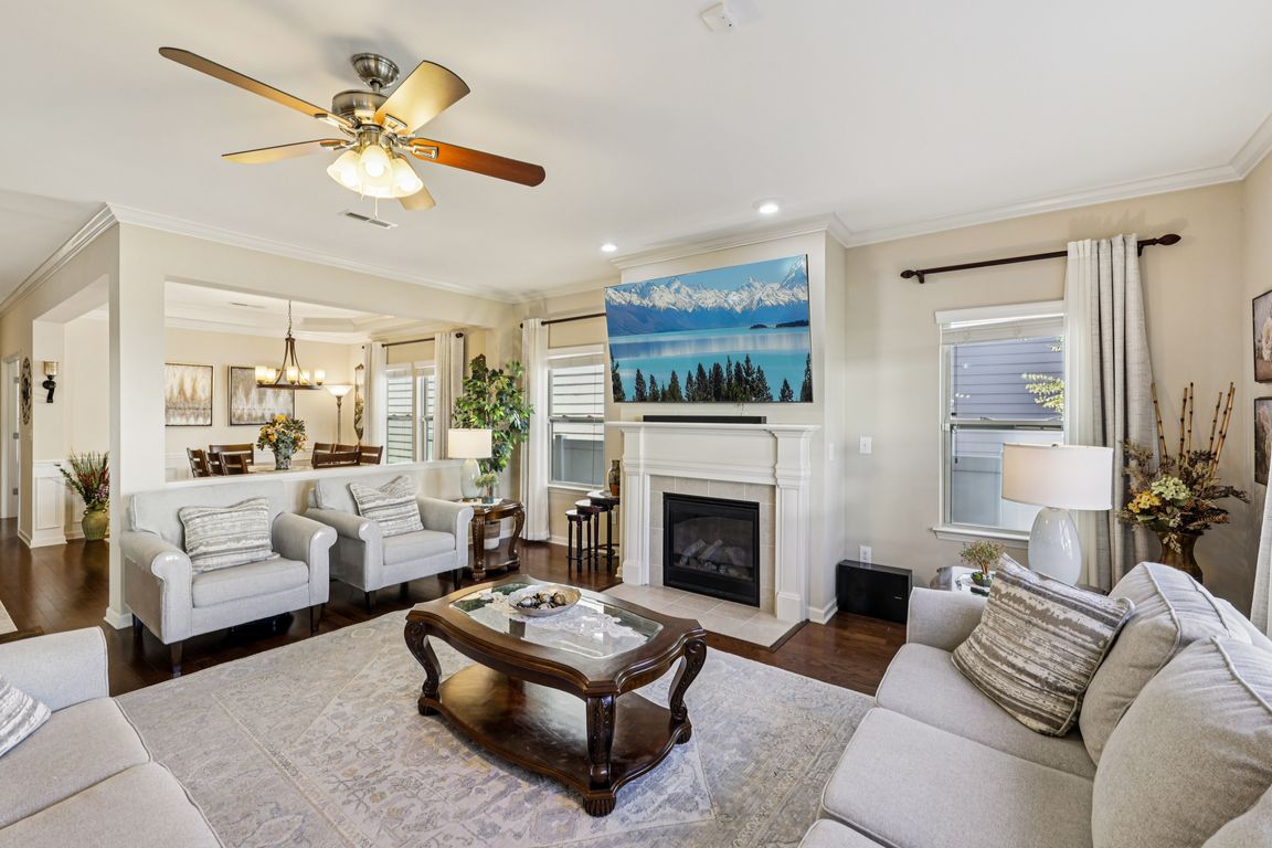 next background image