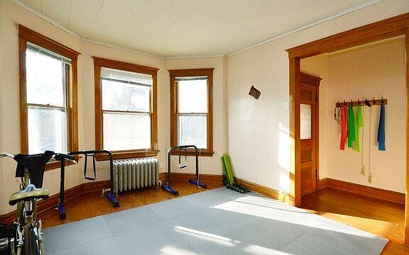 2nd image of 4535 N Sawyer Ave Floor 1