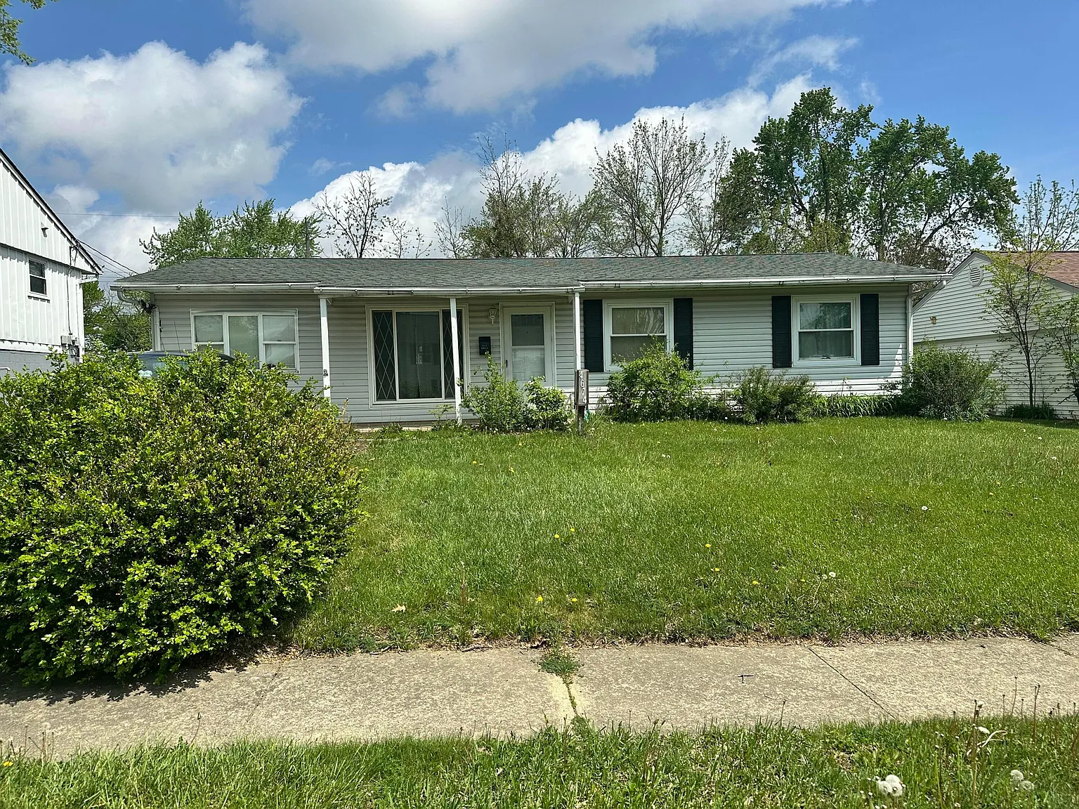 4674 Arnold Ave photo 1