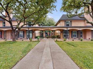 7820 Meadow Park Dr #215, Dallas, TX 75230