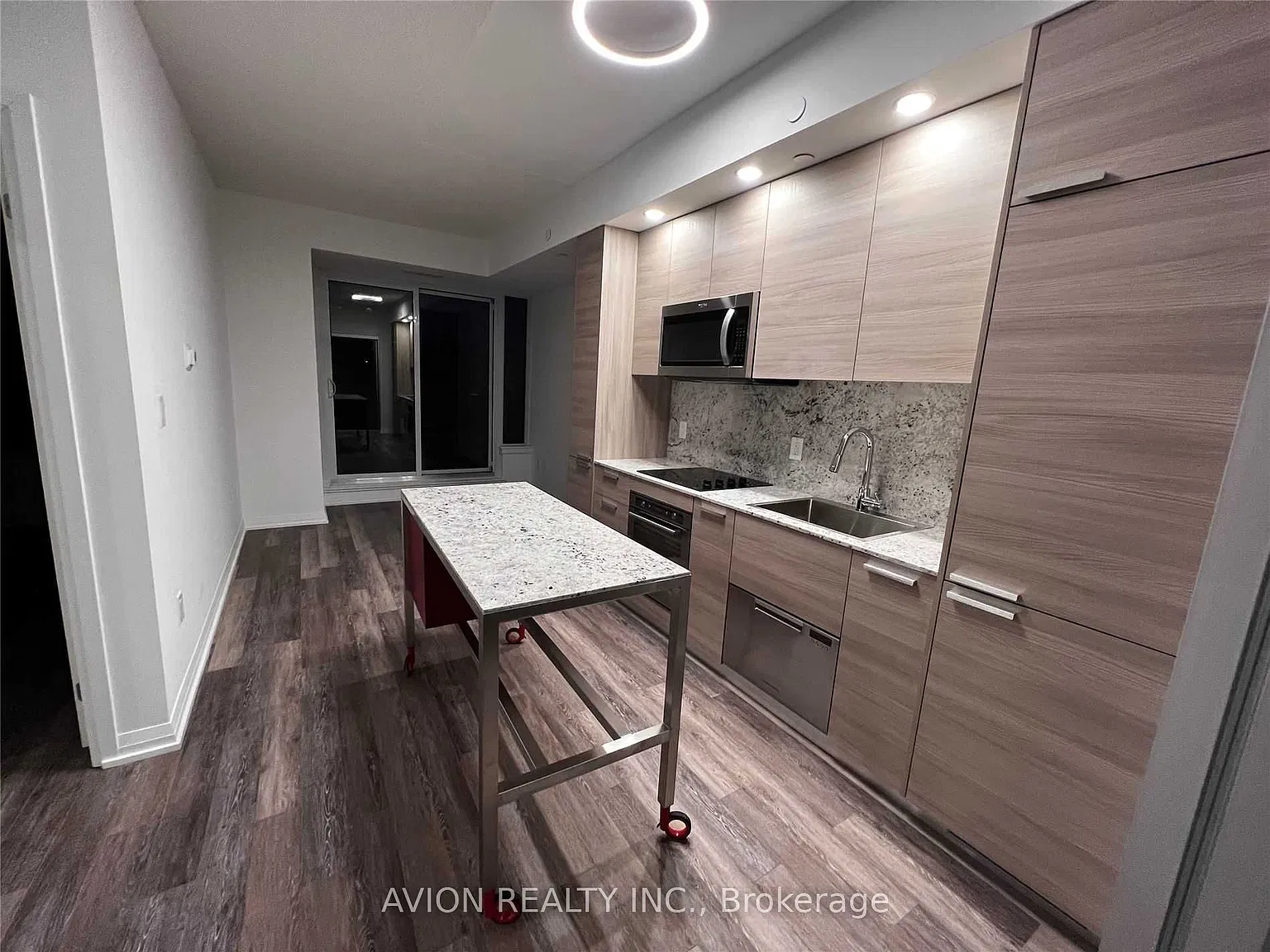 2 bed, $2,350 — Photo 2