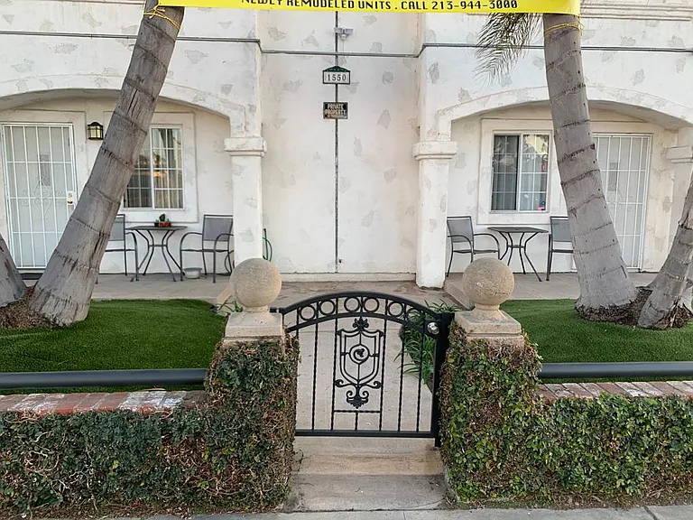 1550 W Lomita Blvd #5 — Photo 10