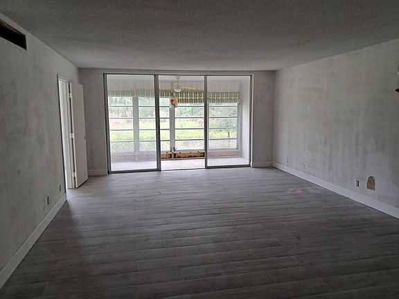 3rd image of 3051 S Palm Aire Drive #110