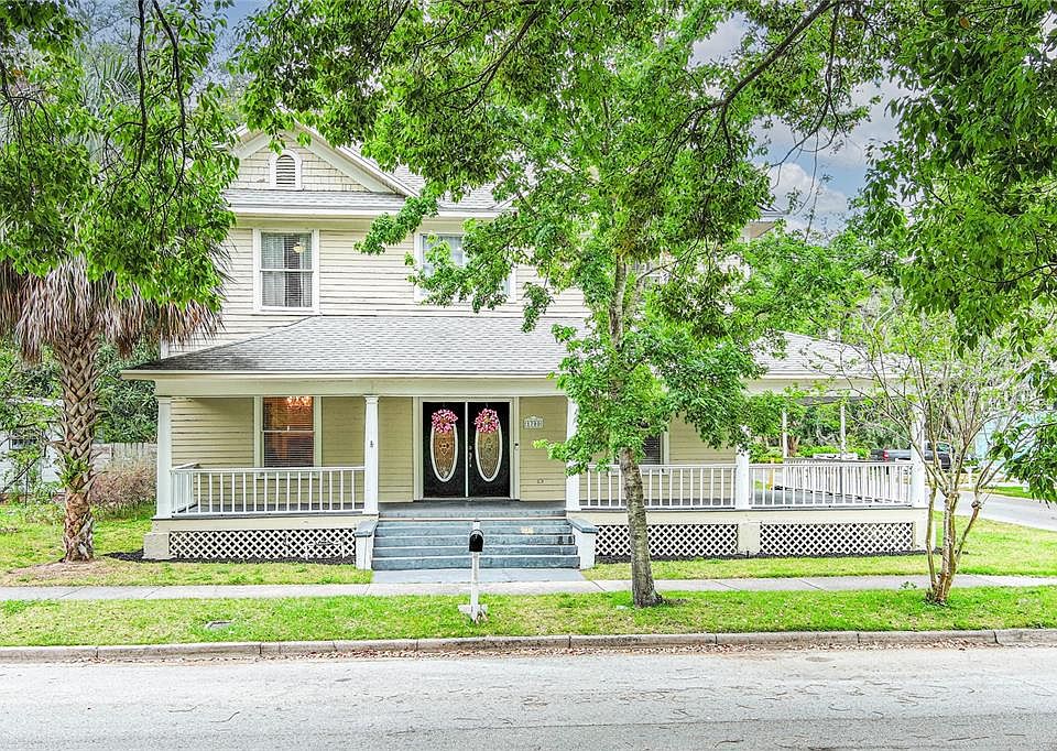 1st image of 1700 Magnolia Ave