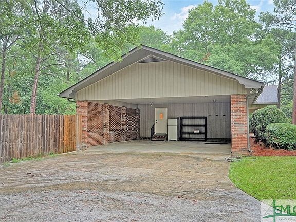 3rd image of 141 Nelson Avenue