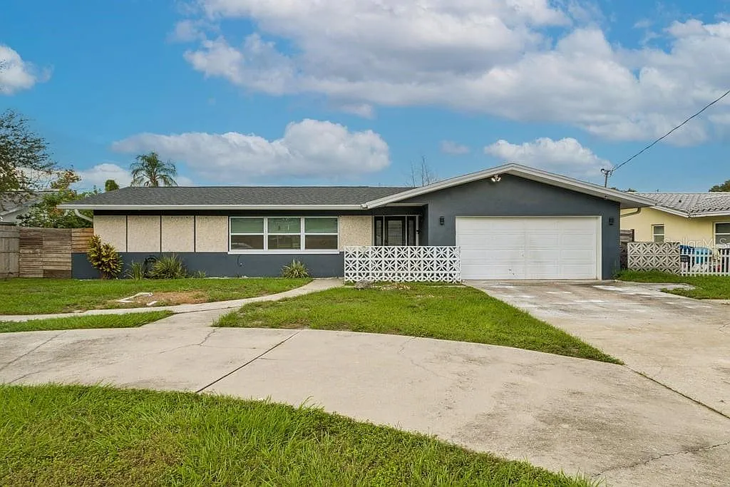3 bed, 3.0 bath, 1797 sqft, $4,500 — Photo 1