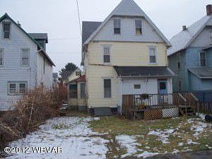 2nd image of 638 2nd Ave