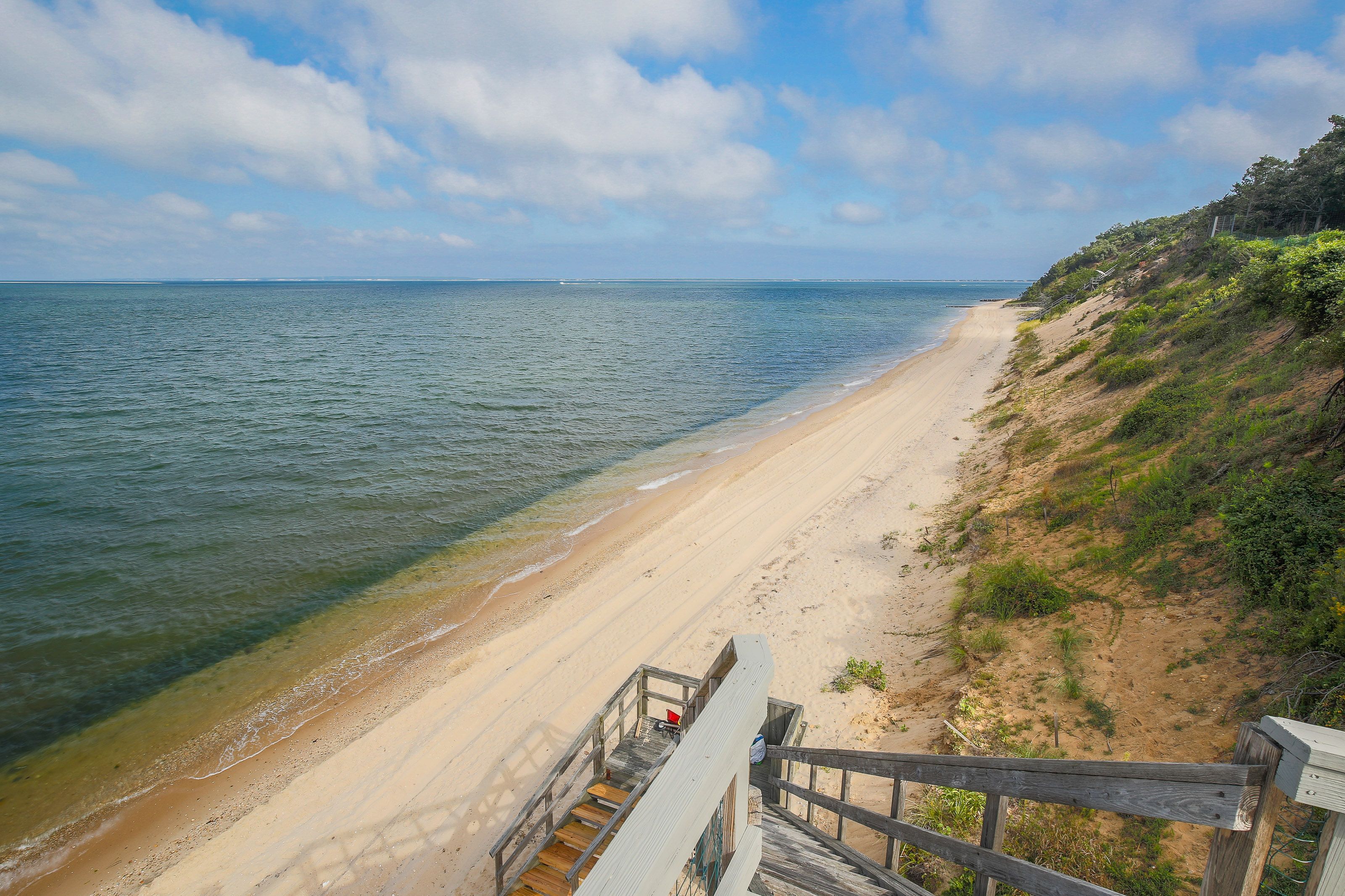 74 Louse Point Rd, East Hampton, NY 11937 Out East