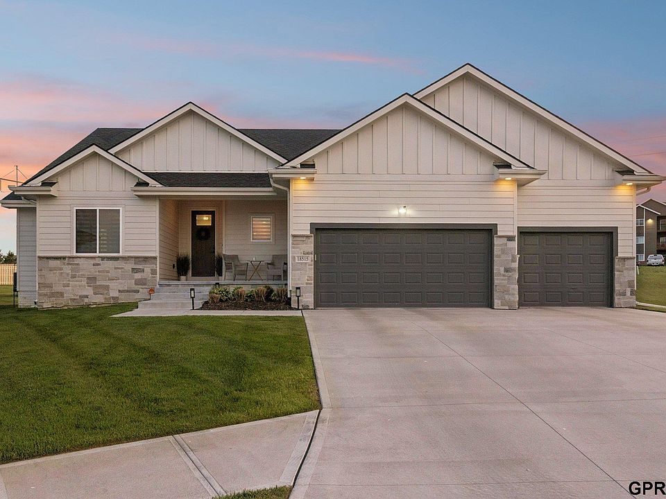 1st image of 18515 Wirt Cir