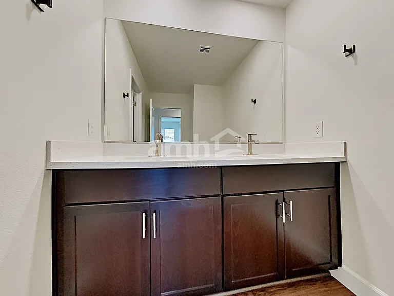 5329 Klinker Brick St — Photo 13