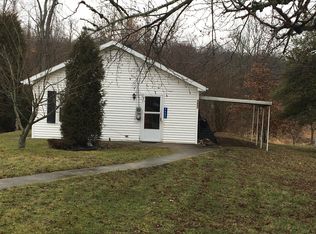 4662 Crystal Lake Ave NW, Canal Fulton, OH 44614