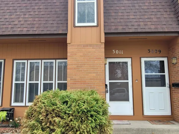 3011 5th St S #3, Moorhead, MN 56560