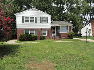 812 Thames Dr, Hampton, VA 23666