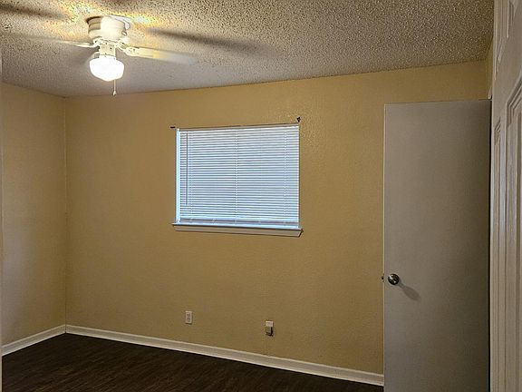 5th image of 601 Harbour Ave #204