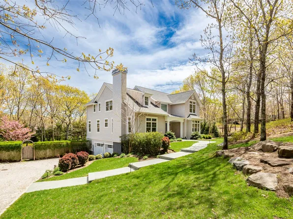 1 Park Avenue, Southampton, NY 11968