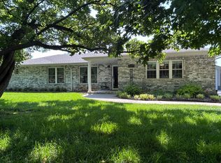 4077 N Pierce Ave, Springfield, MO 65803