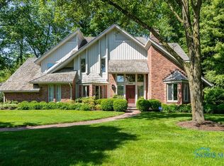 2909 Secretariat Rd, Toledo, OH 43615