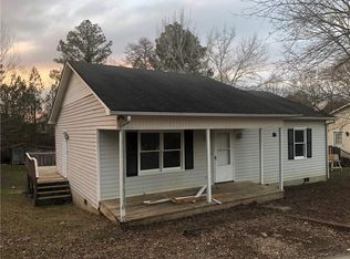 172 Crestview Dr NW, Calhoun, GA 30701