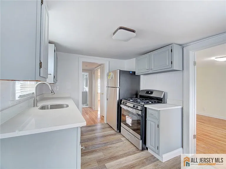 71 N Main St #2 — Photo 8