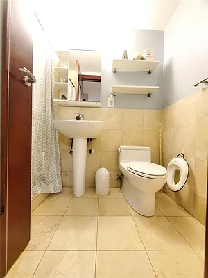 Sold by Remax Real Estate Professionals | media 22