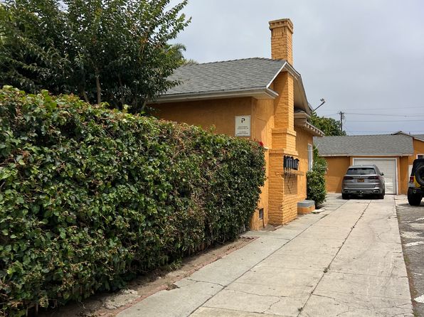 10322 S Inglewood Ave APT 2