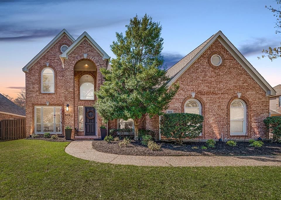 1st image of 923 Midland Creek Dr