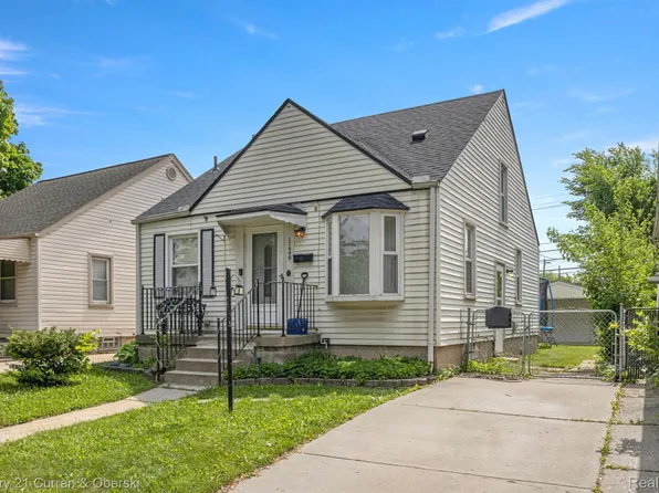 17640 Henry St, Melvindale, MI 48122