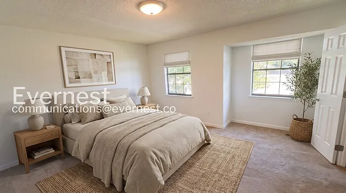 2163 Cheshire Dr — Photo 3