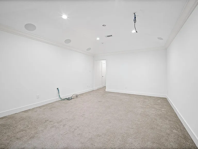 13412 Preston Cliff Ct — Photo 44