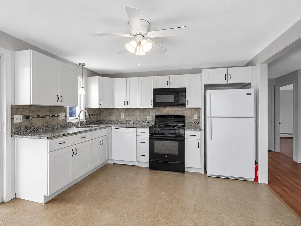 45 W 3rd St #6
