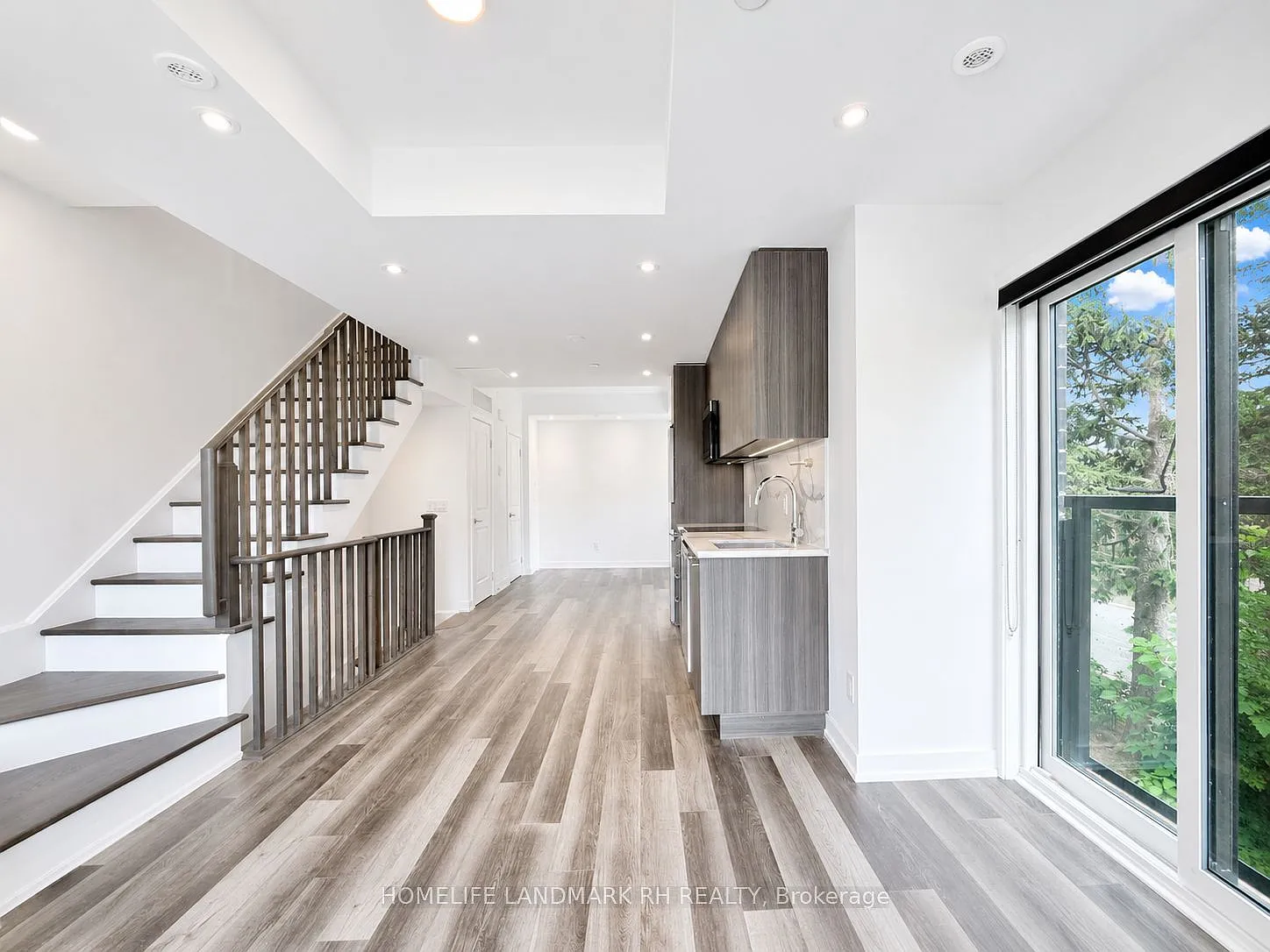 2 bed, $2,700 — Photo 4