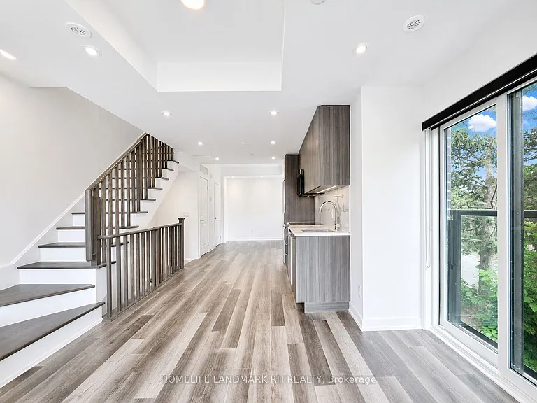 268 Finch Ave E #20 — Photo 4