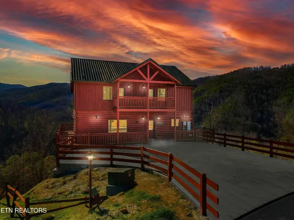 1029 Street Of Dreams Dr, Gatlinburg, TN 37738