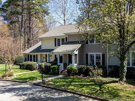 2nd image of 1524 Edgeside Ct