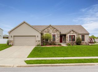 5619 Yellow Wood Dr, South Bend, IN
