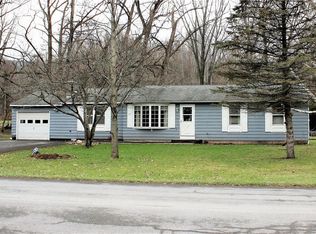 618 Valley Dr W, Chittenango, NY 13037