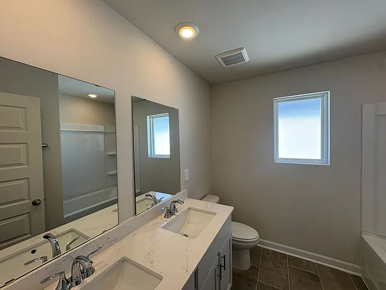 422 Yellowstone Trl — Photo 8