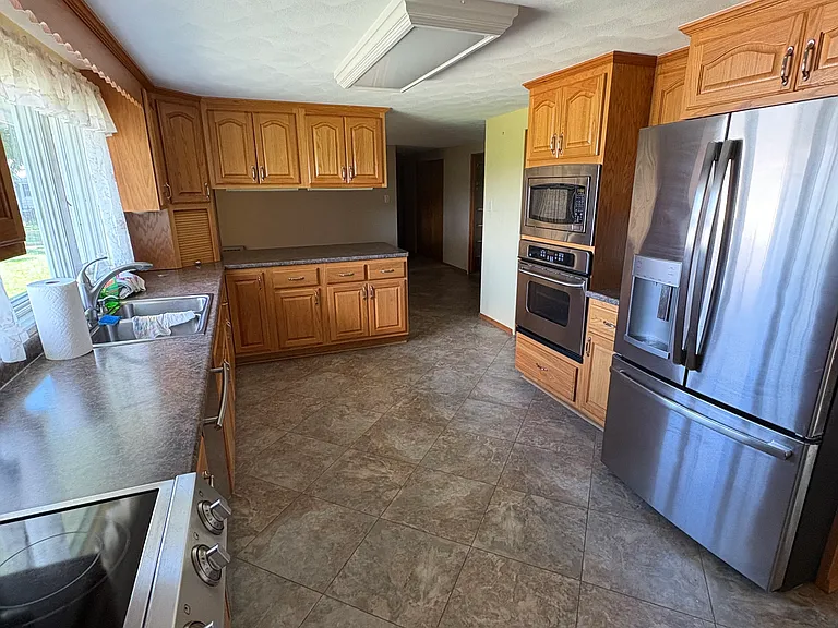506 Mill St — Photo 4