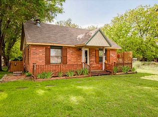 238 N V Ave, El Reno, OK 73036