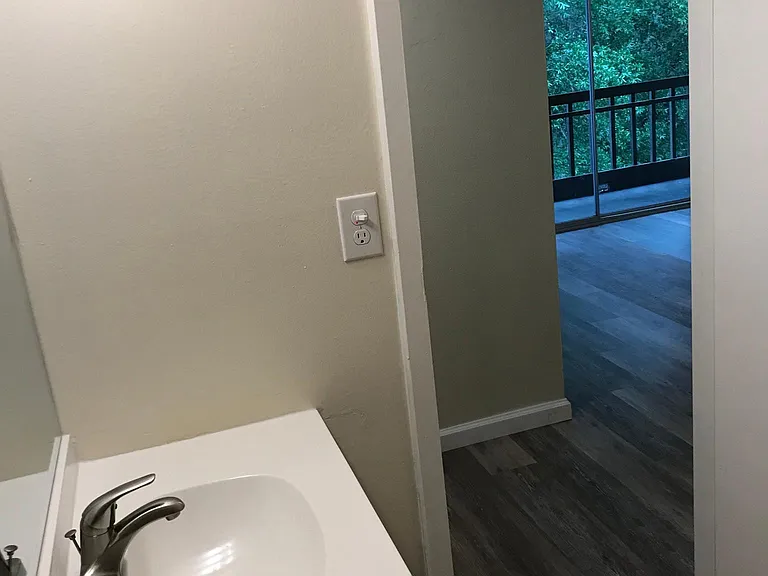 6519 W Newberry Rd #1016 — Photo 6