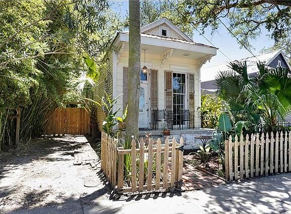 2nd image of 1668 N Gayoso St